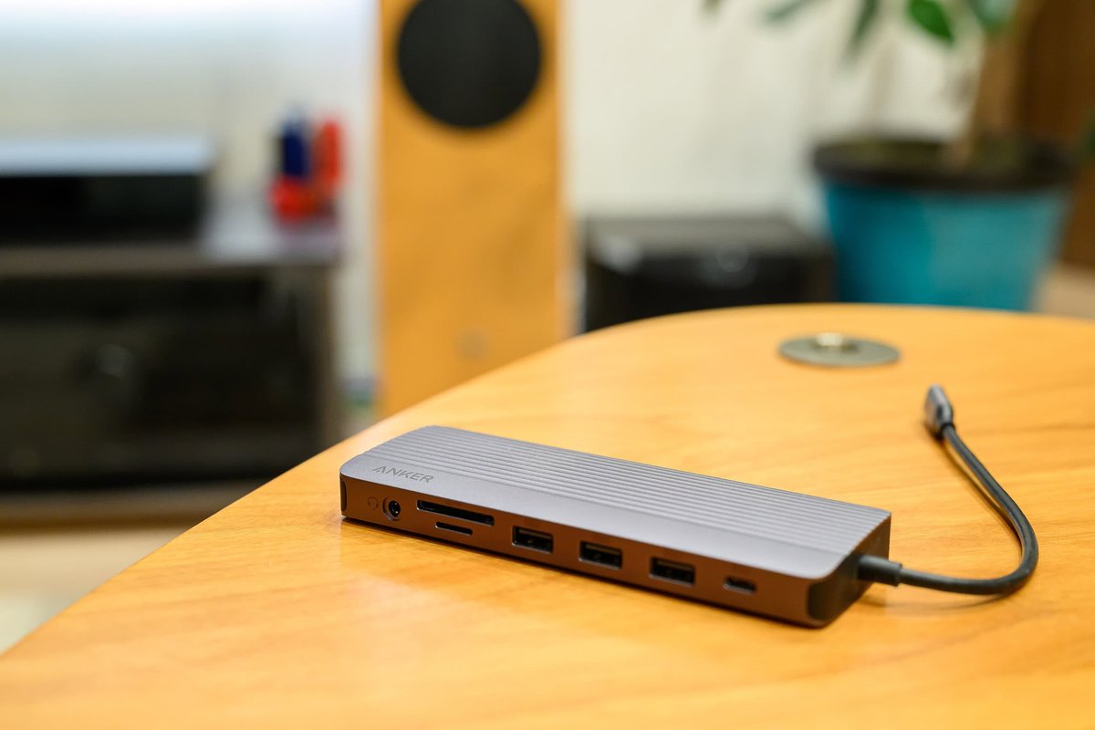 Anker USB-C Hub (14-in-1, Triple display) を購入