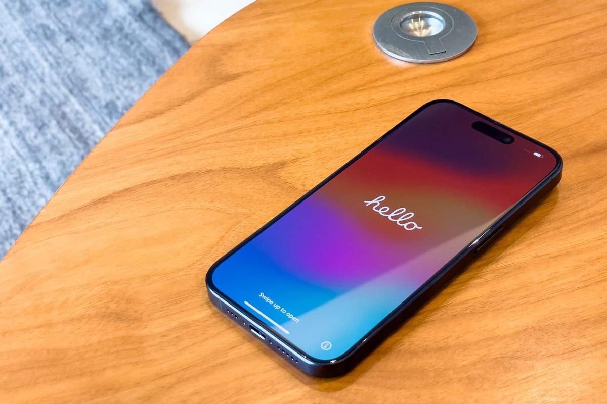 Apple iPhone 15 Pro を購入