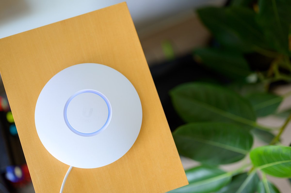 Ubiquiti UniFi Access Point U6 Lite を購入