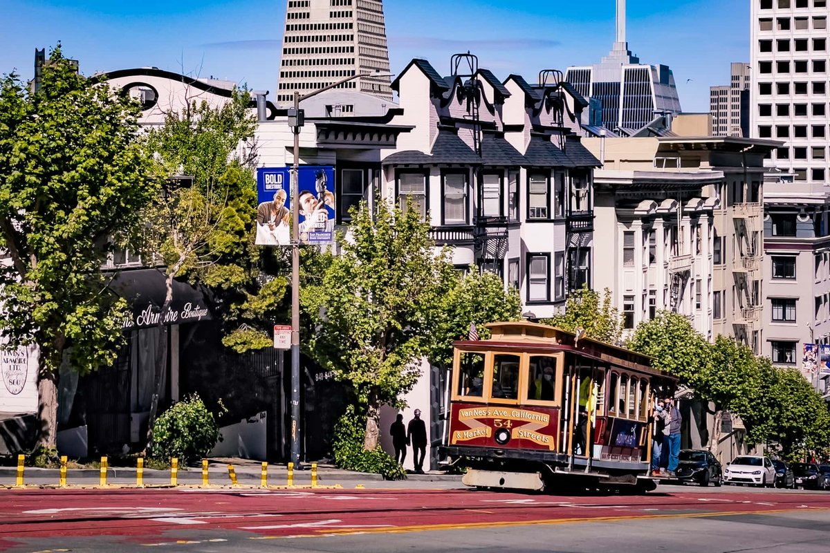 California Street, San Francisco, CA, USA